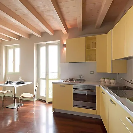 Tiny Oasis Downtown - Amazing Lake View Front View Desenzano del Garda